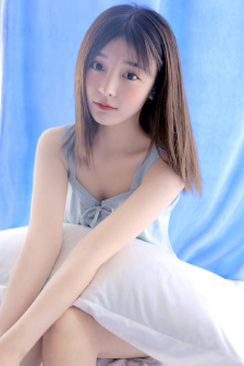 宝宝是我撞进入还是你自己坐下来